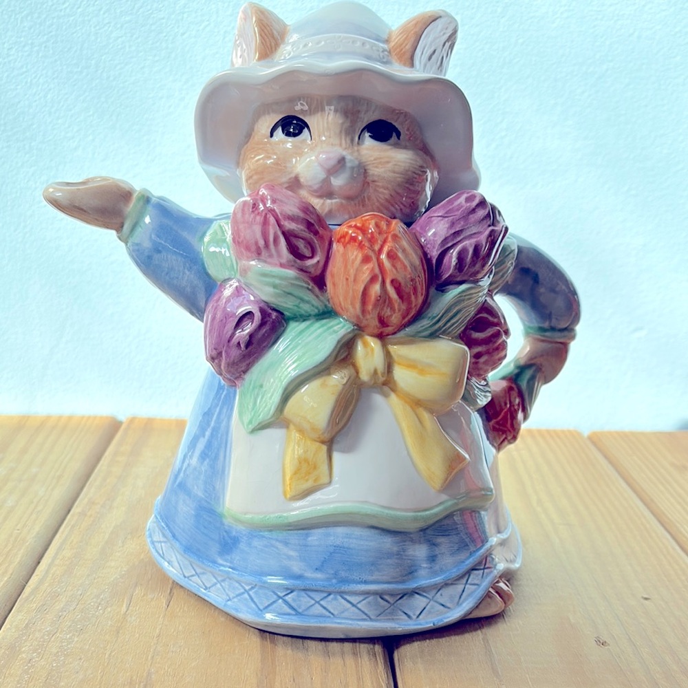 Vintage Easter Spring Bunny In Blue Dress With Tulips & Bonnet Ceramic Teapot !!